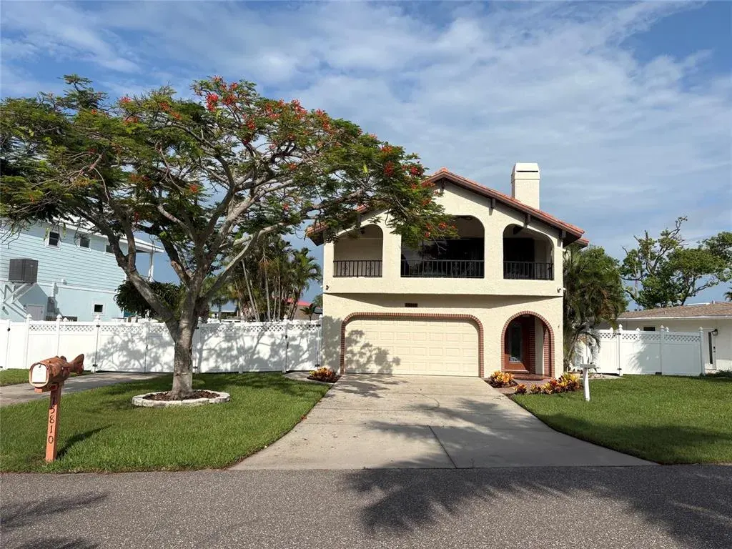 15810 Redington Drive, Redington Beach, FL, 33708