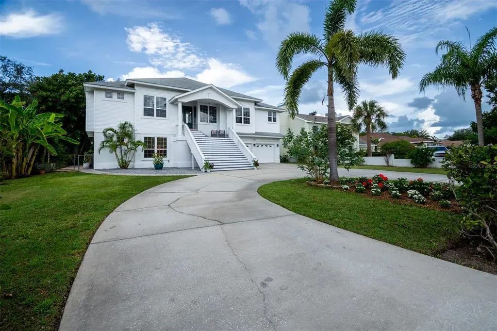 1605 Gulf Road, Tarpon Springs, FL, 34689