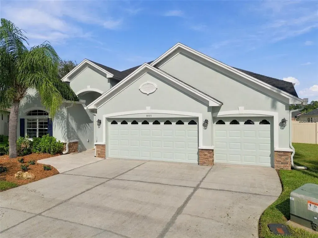 3335 Stonegate Falls Drive, Land O Lakes, FL, 34638