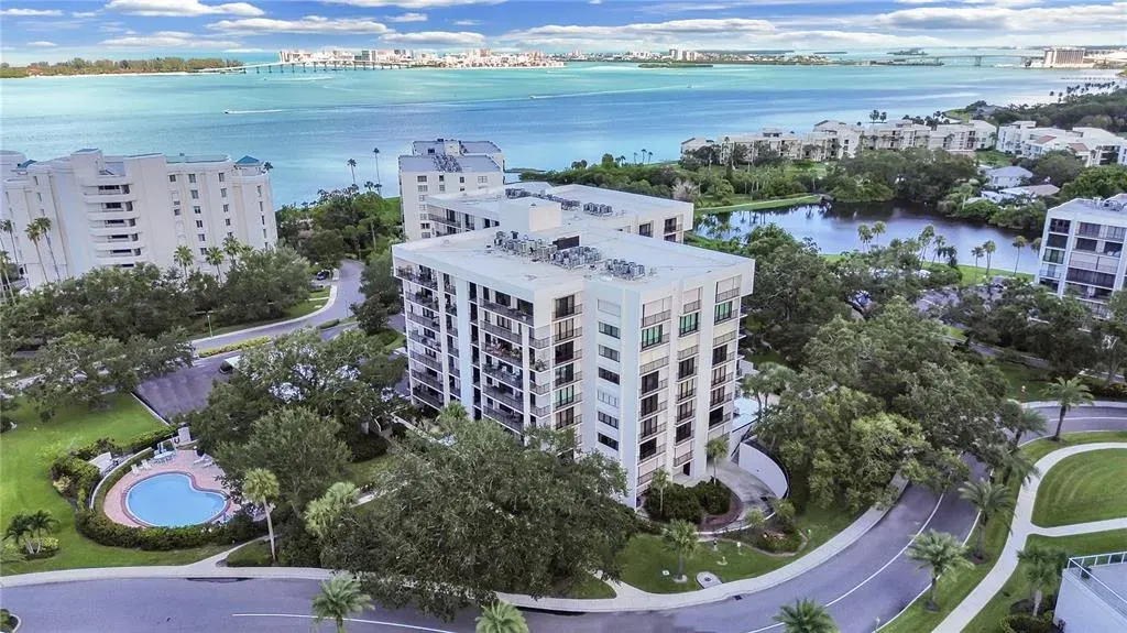 150 Belleview Boulevard, Unit 106, Belleair, FL, 33756