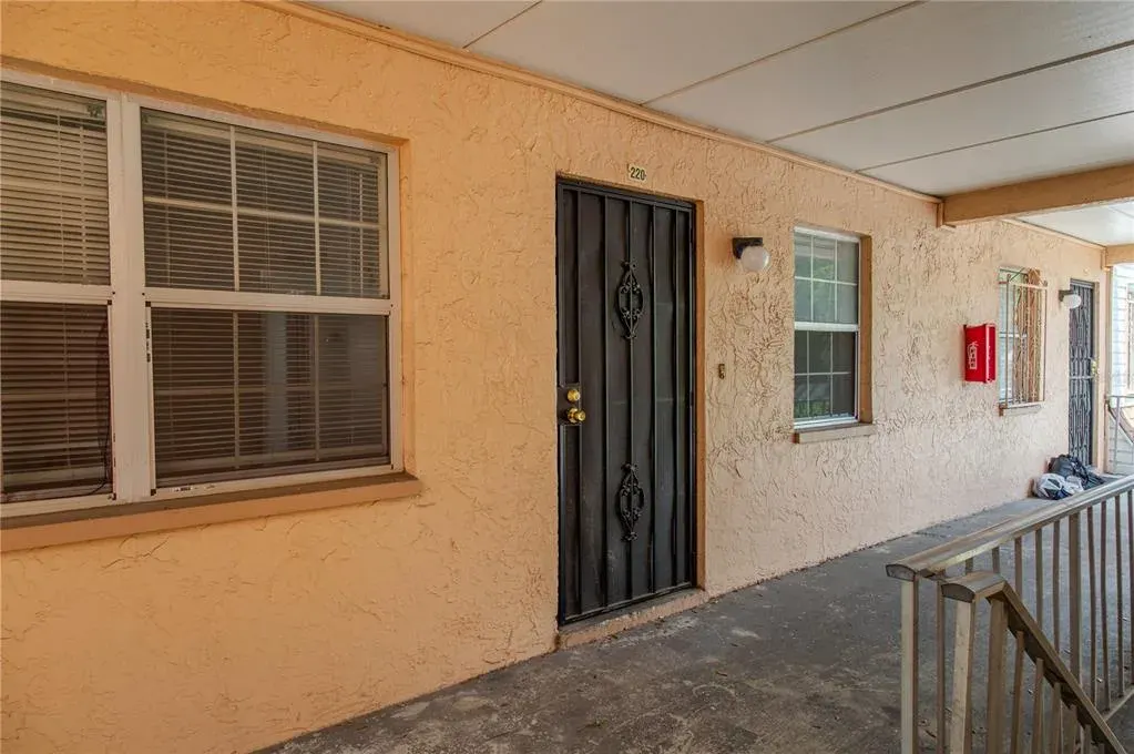 4718 Joseph Court, Unit 220, Tampa, FL, 33614
