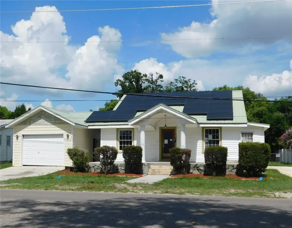 6400 12th Street, Zephyrhills, FL, 33542
