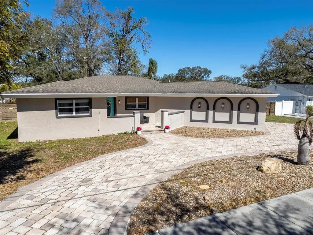 2535 Lake Ellen Drive, Tampa, FL, 33618