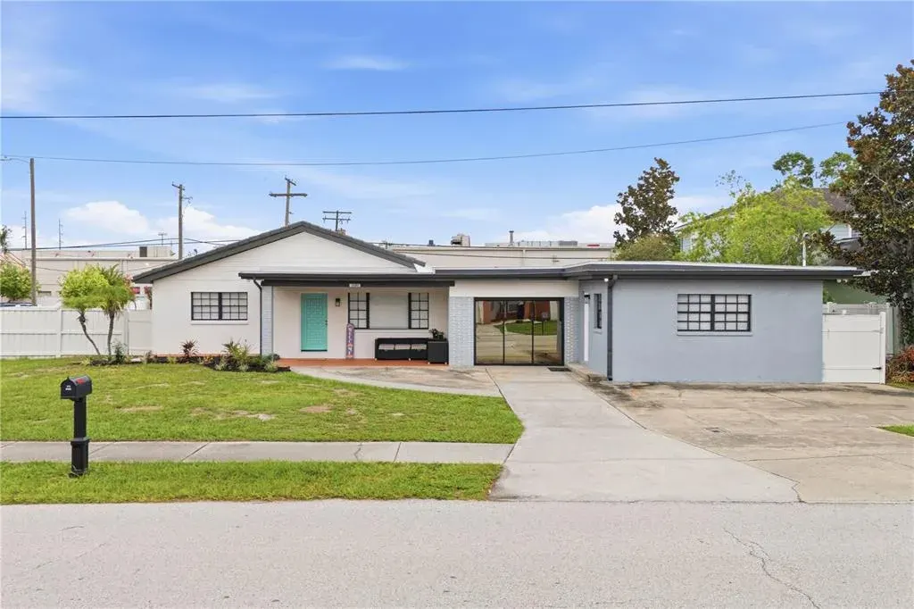 2607 W Crest Avenue, Tampa, FL, 33614