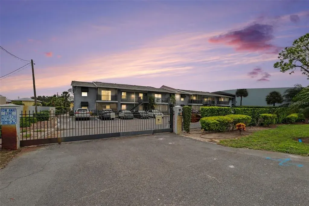 3711 W Iowa Ave, Unit 115, Tampa, FL, 33611