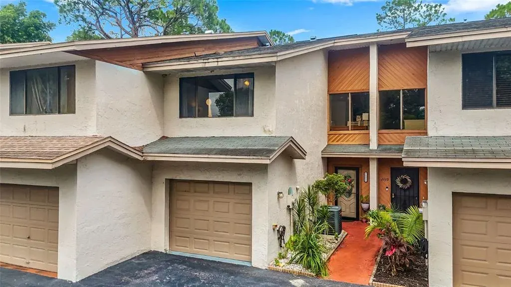 2122 Tarpon Landings Drive, Tarpon Springs, FL, 34688