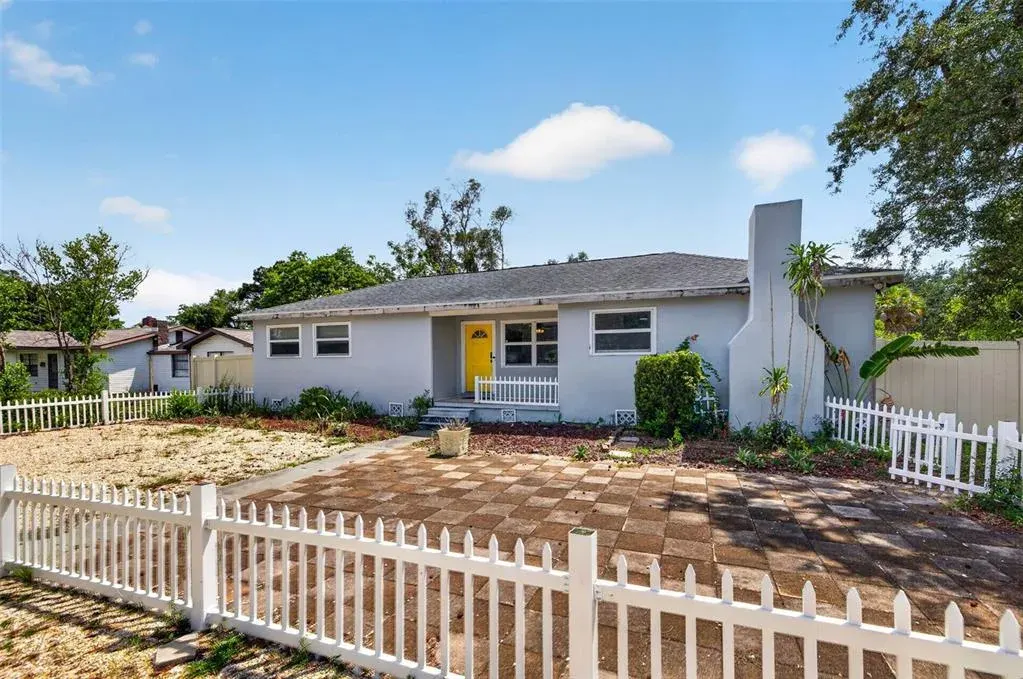 166 Pinellas Way N, St Petersburg, FL, 33710