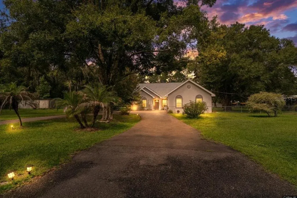 15370 Apache Drive, Thonotosassa, FL, 33592