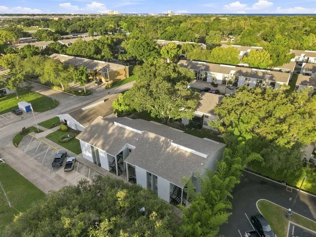 3807 N Oak Drive, Unit D41, Tampa, FL, 33611