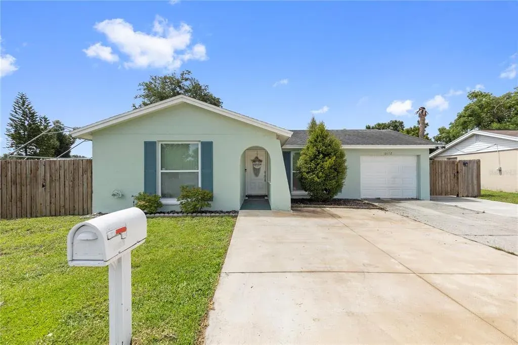 10112 Enchanted Oaks Court, Tampa, FL, 33615