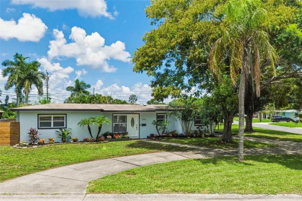 7300 10th Street N, St Petersburg, FL, 33702