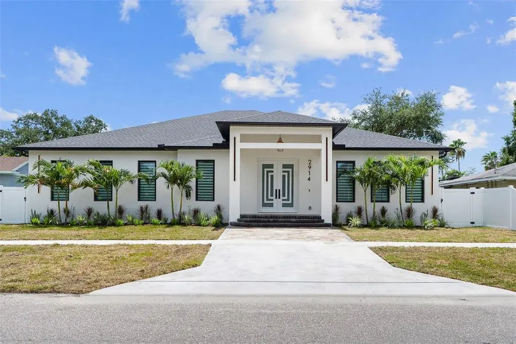 2914 W Walnut Street, Tampa, FL, 33607