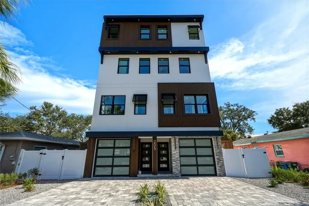 205 Bates Avenue, Unit B, Indian Rocks Beach, FL, 33785