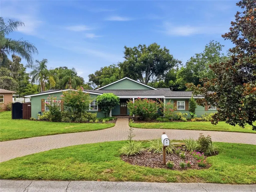 1216 S Pine Lake Drive, Tampa, FL, 33612