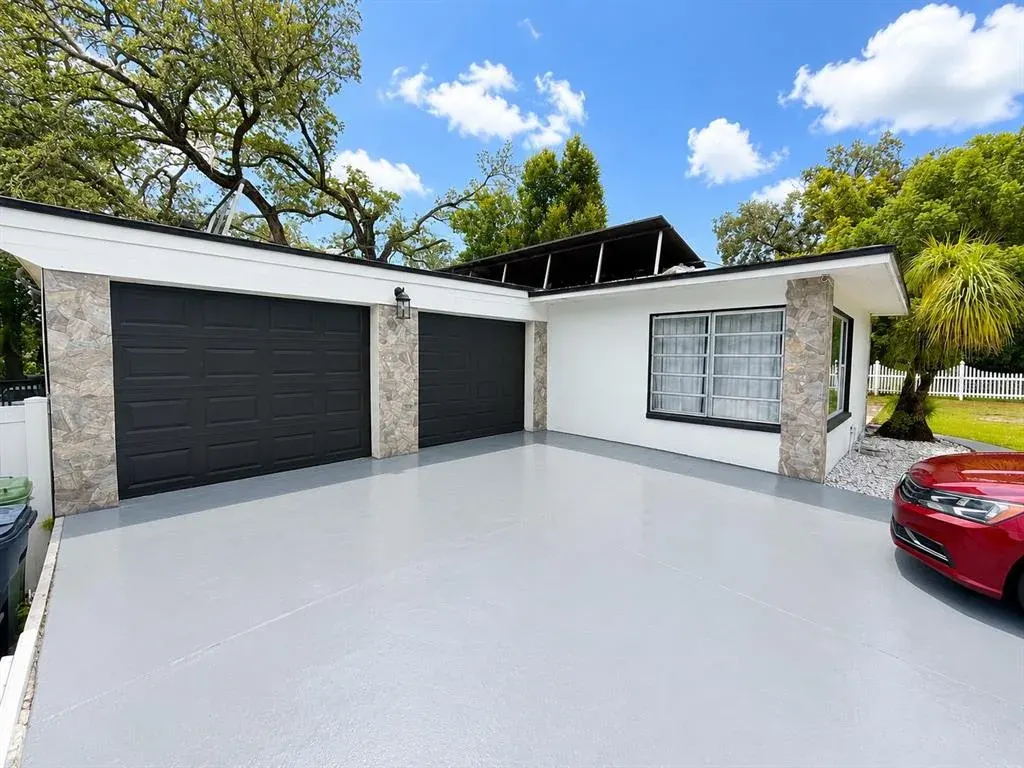 8907 El Portal Drive, Tampa, FL, 33604