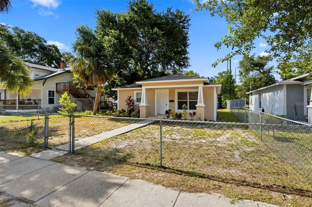 980 13th Avenue S, St Petersburg, FL, 33705