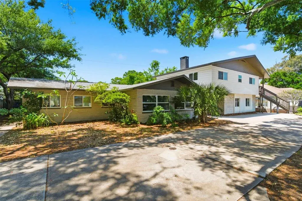 5136 68th Street N, St Petersburg, FL, 33709