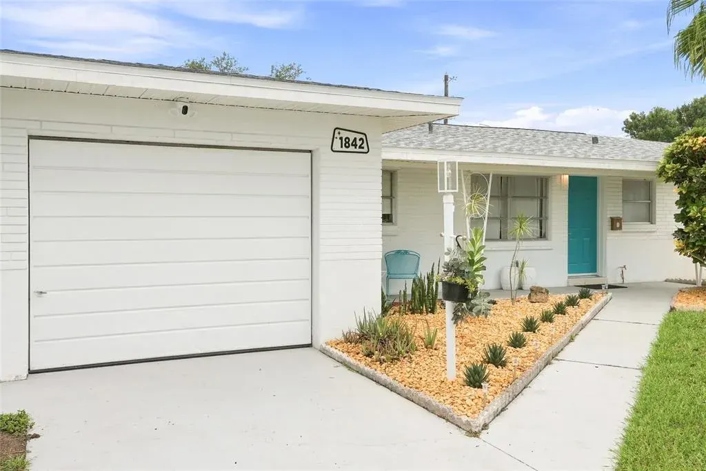 1842 59th Way N, St Petersburg, FL, 33710