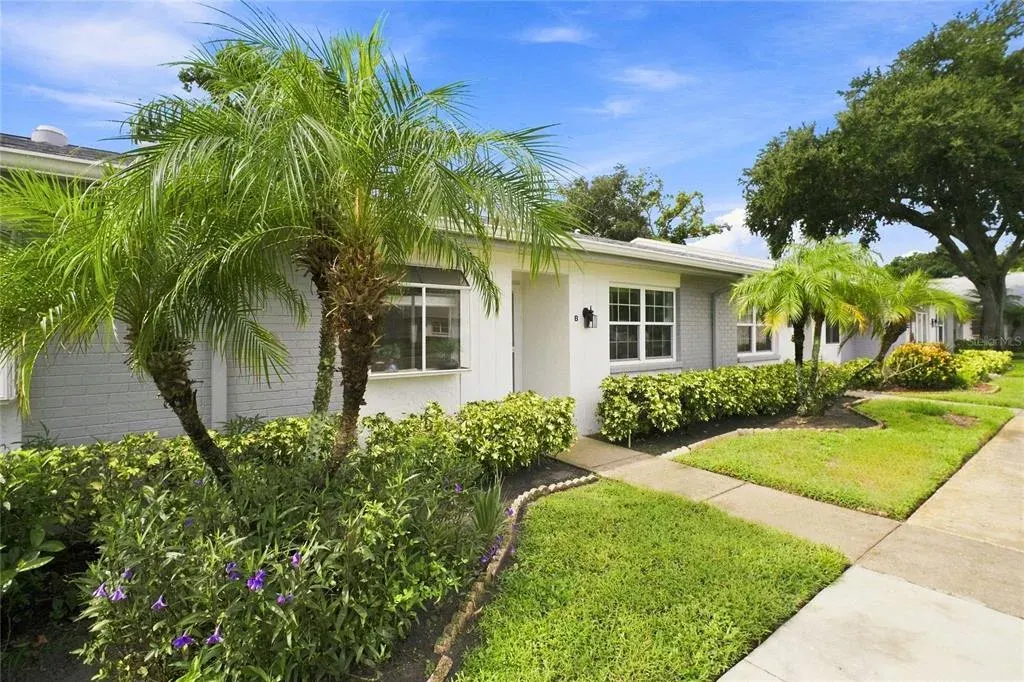 3370 Stonehaven Court W, Unit B, Palm Harbor, FL, 34684