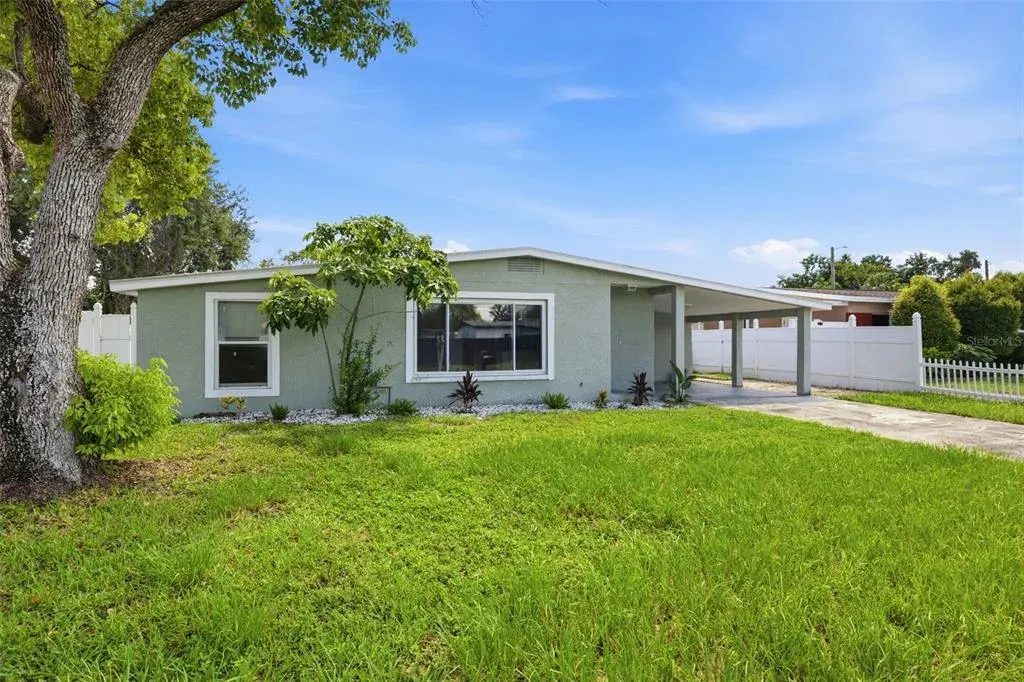 7806 Tanglewood Lane, Tampa, FL, 33615