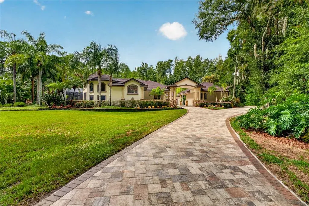 21732 Shamu Drive, Land O Lakes, FL, 34639