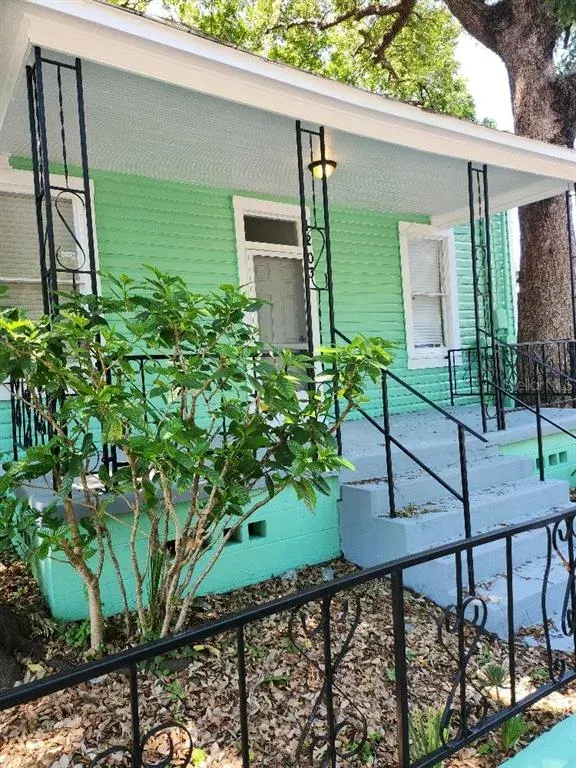 1203 E 15th Avenue, Tampa, FL, 33605