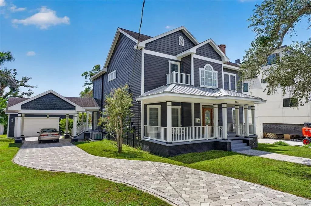 208 W Ross Avenue, Tampa, FL, 33602