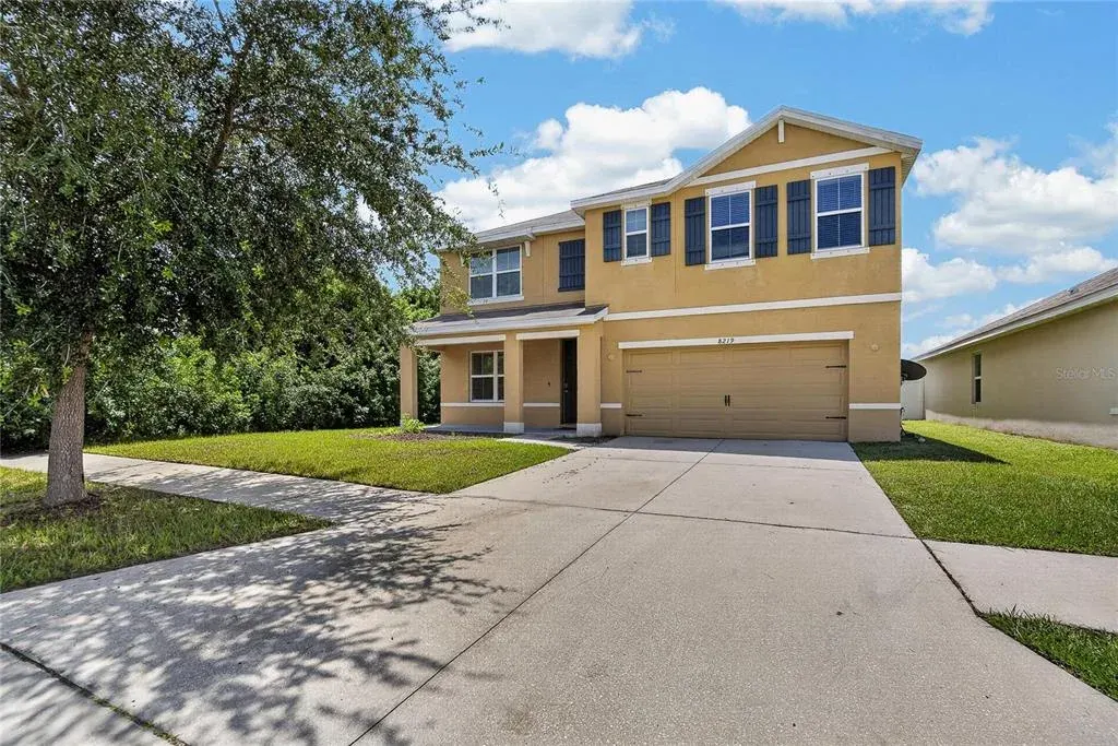 8219 Bilston Village Lane, Gibsonton, FL, 33534