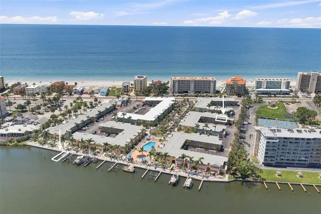 19417 Gulf Boulevard, Unit C209, Indian Shores, FL, 33785