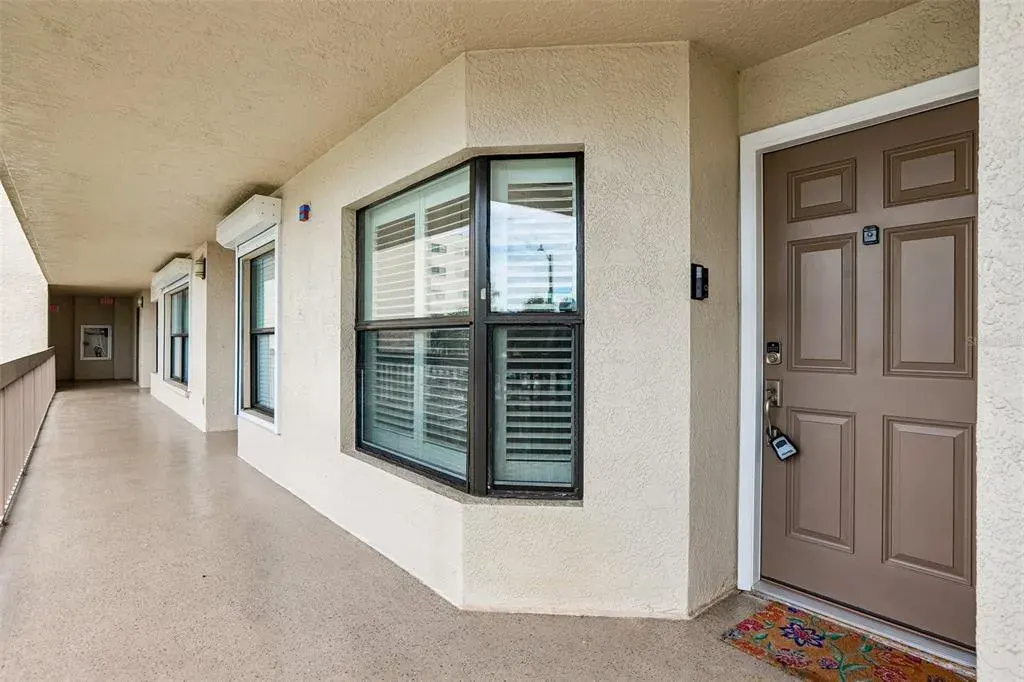 1332 Pasadena Avenue S, Unit 207, South Pasadena, FL, 33707