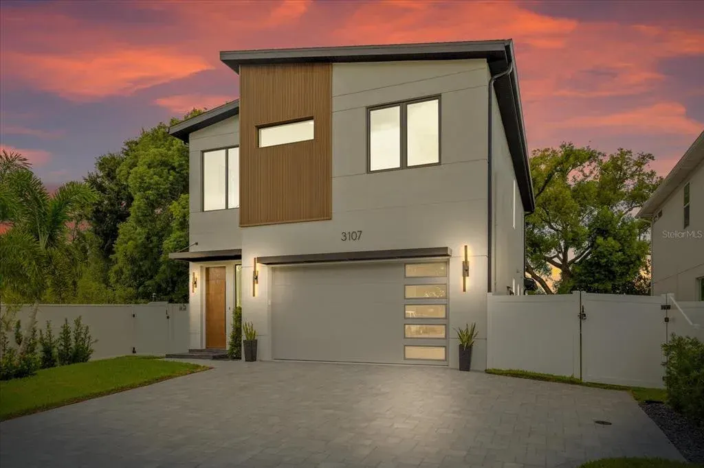 3107 W Beach Street, Tampa, FL, 33607