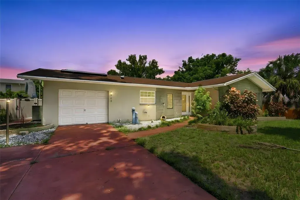 6463 1st Avenue N, St Petersburg, FL, 33710