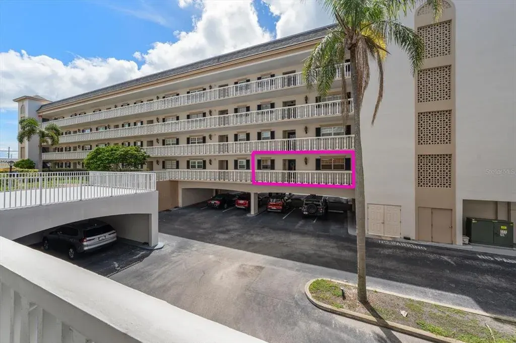 131 Bluff View Drive, Unit 106, Belleair Bluffs, FL, 33770
