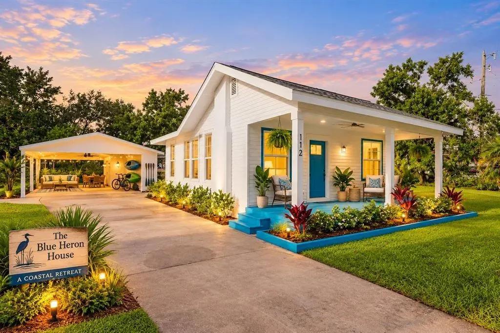 112 E Martin Luther King Jr Drive, Tarpon Springs, FL, 34689