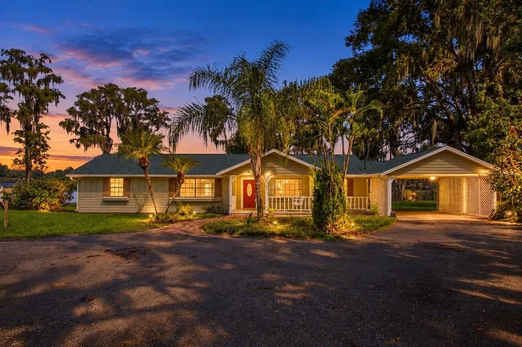 703 Crystal Lake Road, Lutz, FL, 33548