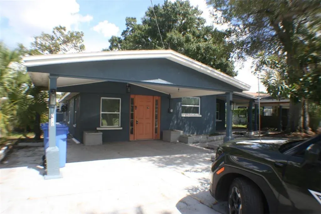 5210 S 84th Street, Tampa, FL, 33619