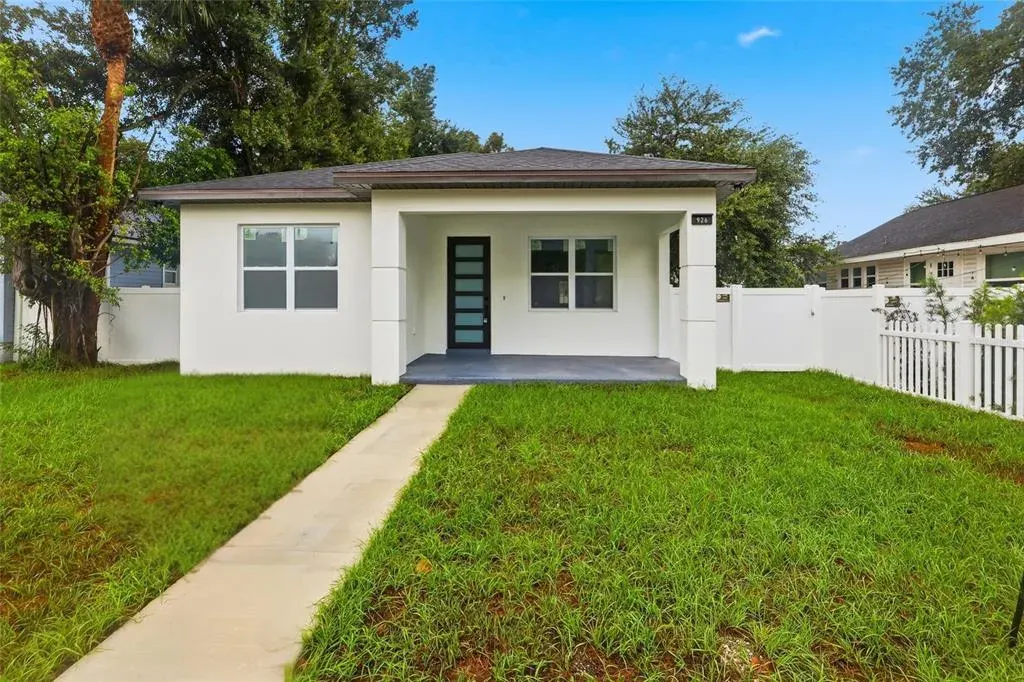 926 11th Avenue S, St Petersburg, FL, 33705