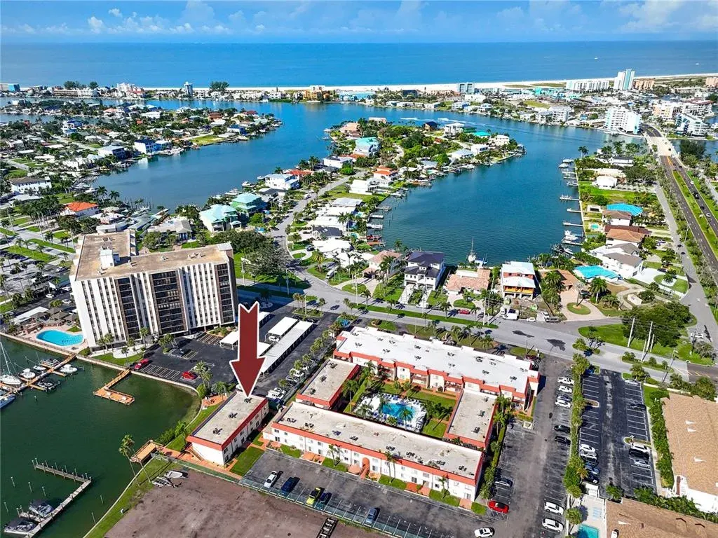 10379 Paradise Boulevard, Unit 35, Treasure Island, FL, 33706