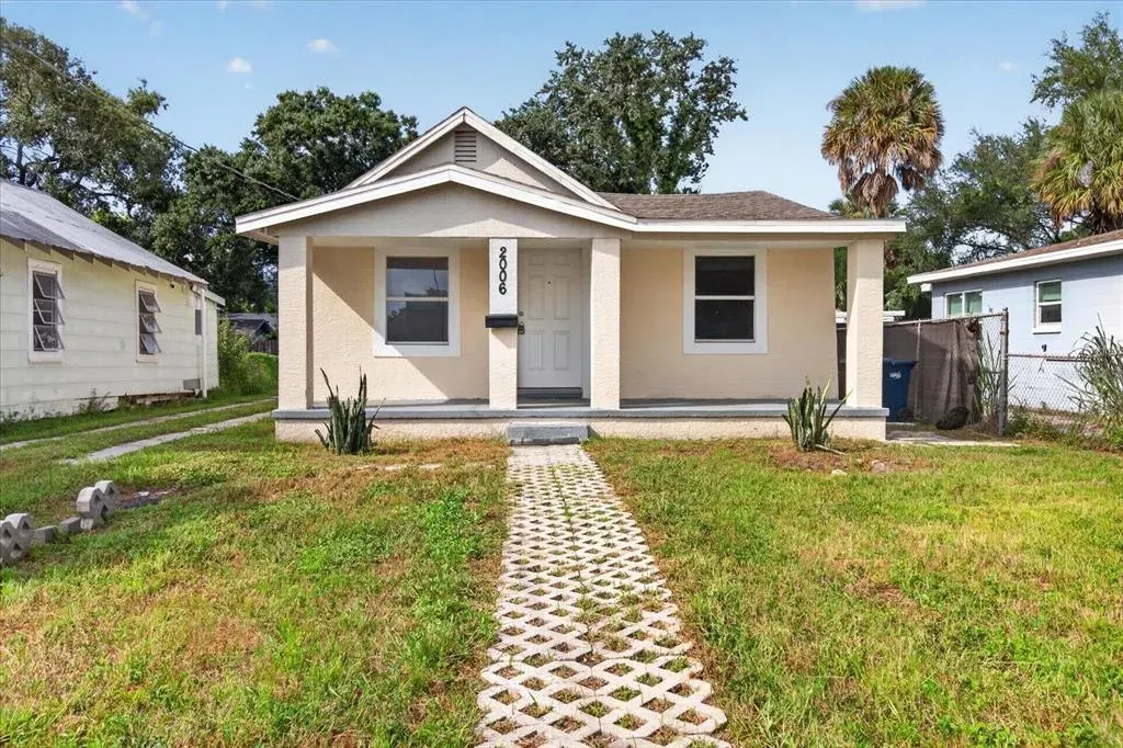 2006 E Stuart Street, Tampa, FL, 33605