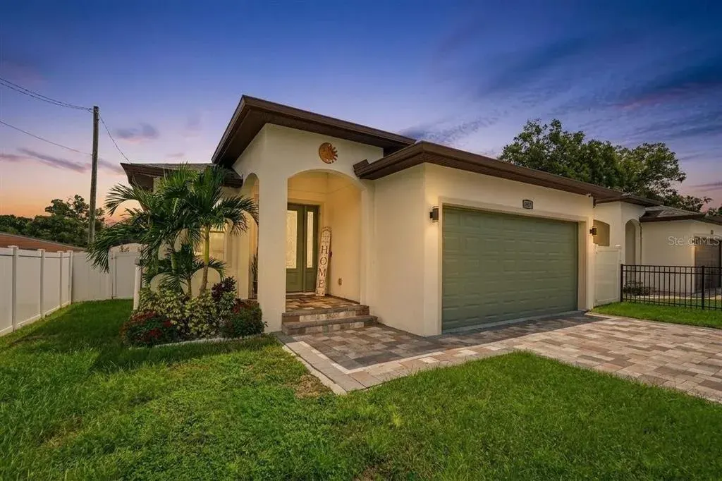 8307 N Gomez Avenue, Tampa, FL, 33614