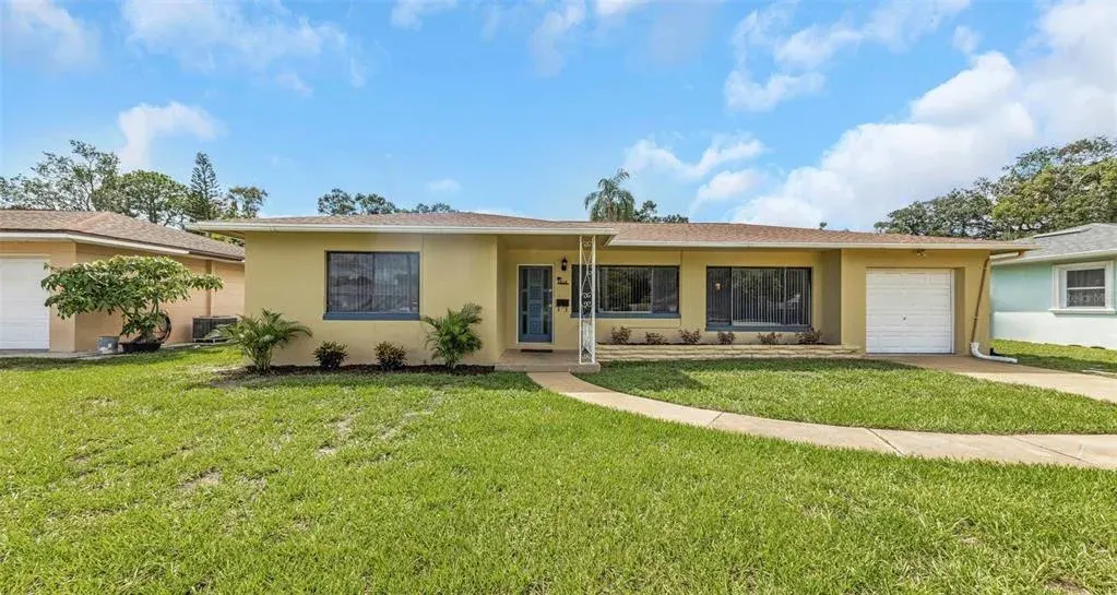 210 S Saturn Avenue, Clearwater, FL, 33755