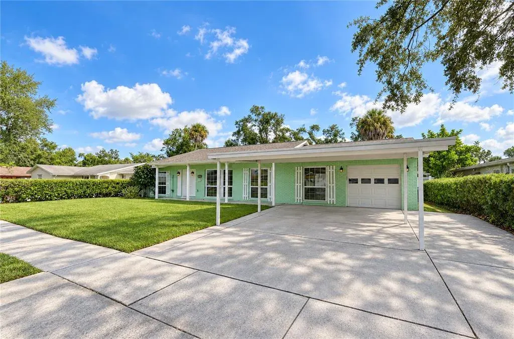 8013 W Elm Street, Tampa, FL, 33615