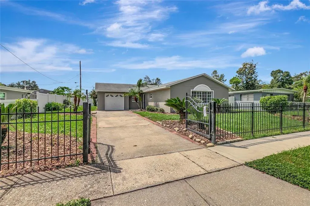 1713 Carnegie Circle, Tampa, FL, 33619