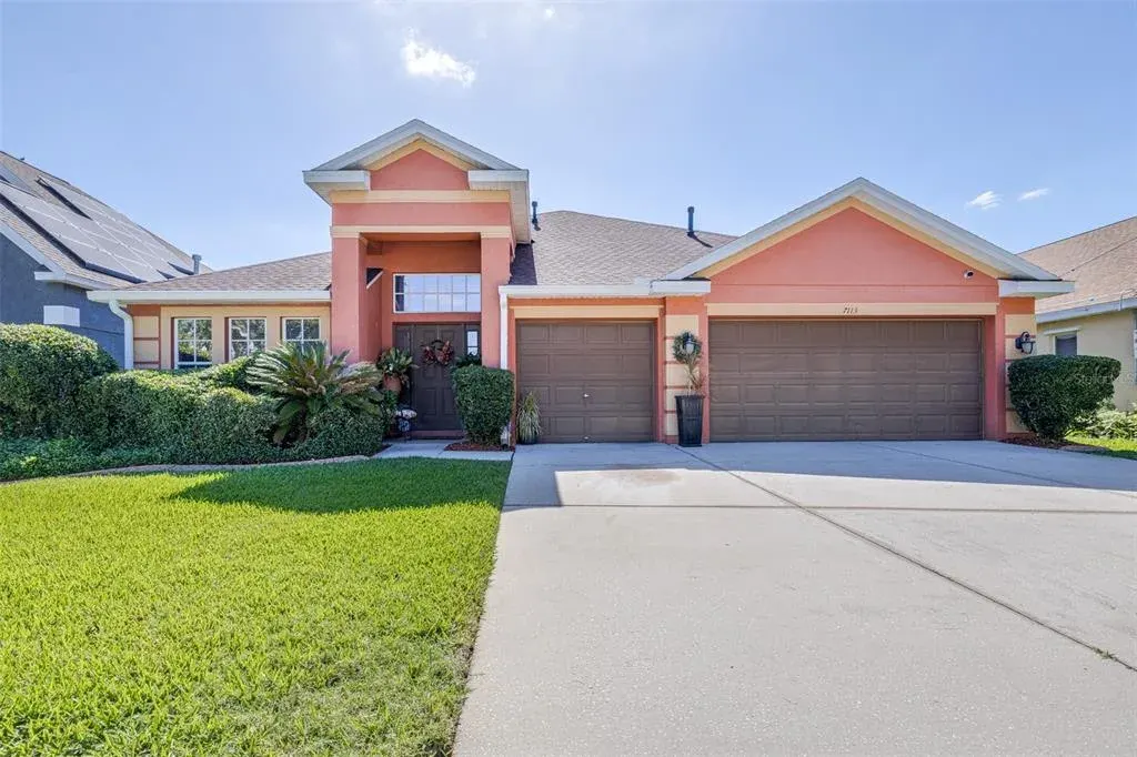 7113 Cromwell Park Lane, Apollo Beach, FL, 33572