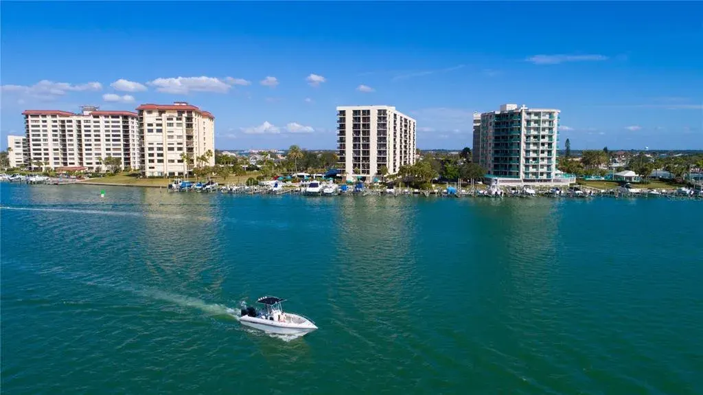 690 Island Way, Unit 511, Clearwater Beach, FL, 33767
