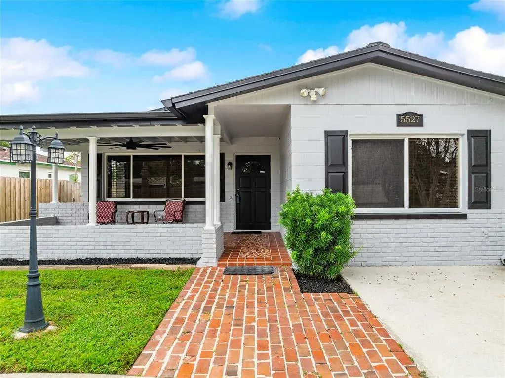 5527 Commonwealth Avenue N, St Petersburg, FL, 33703