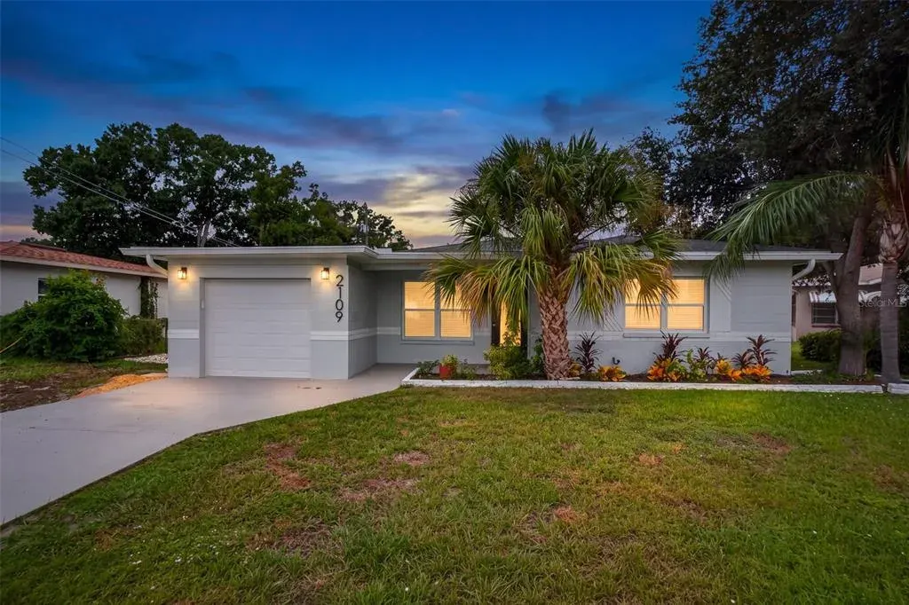 2109 58th Street S, Gulfport, FL, 33707