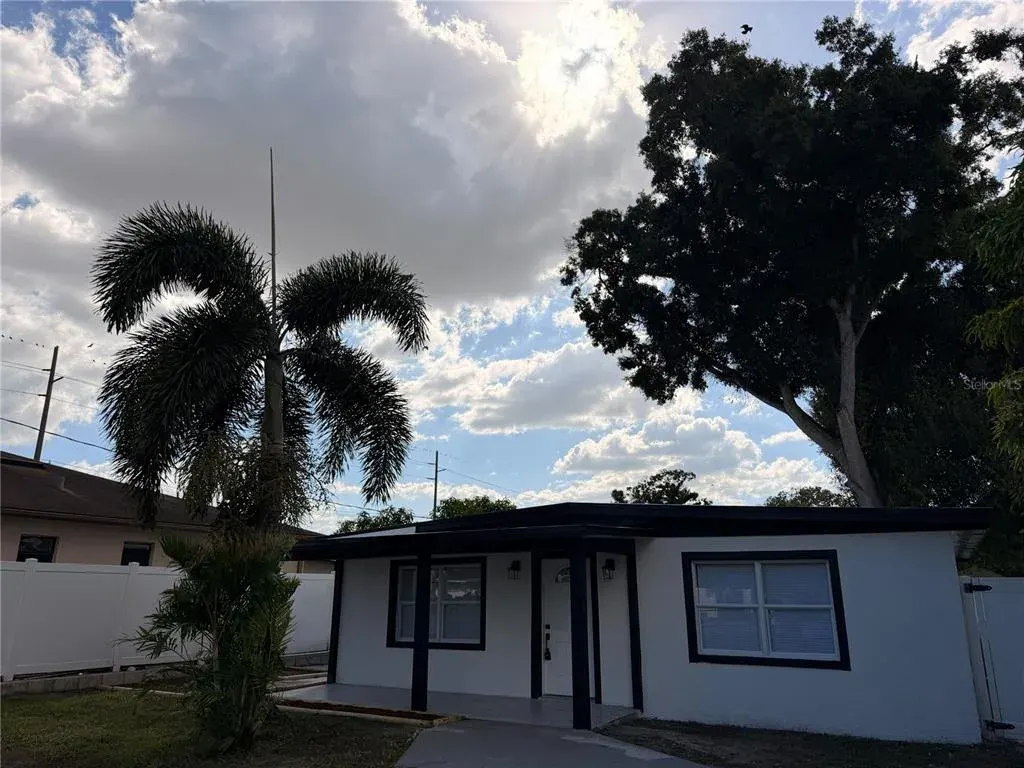 5808 N Lois Avenue, Tampa, FL, 33614