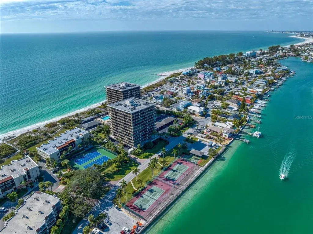 7600 Bayshore Drive, Unit 202, Treasure Island, FL, 33706