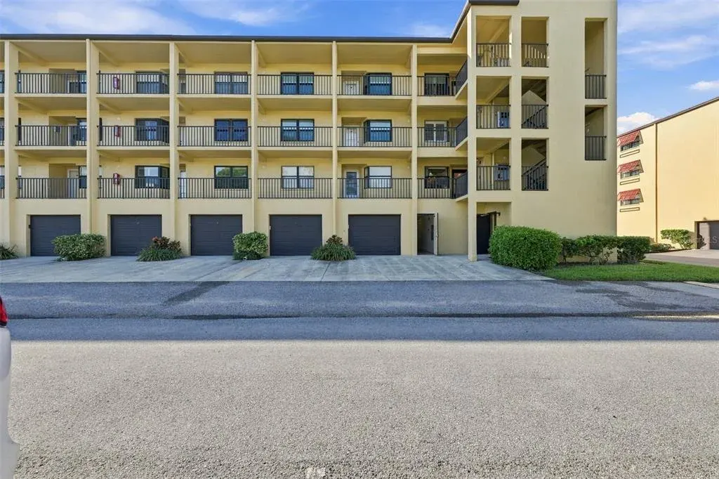 5817 Park Street N, Unit 212, St Petersburg, FL, 33709